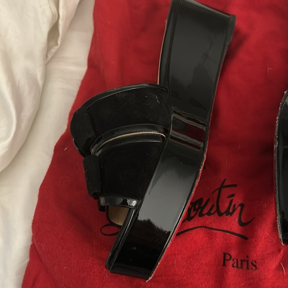 Christian Louboutin patent platform sandals size 39 - Picture 11 of 13